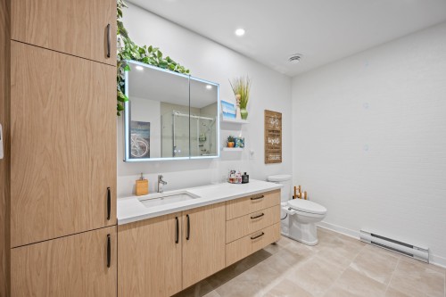 Salle de bains - 106-1320 Rue Custine, Saint-Jérôme, QC - Indoor Photo Showing Bathroom