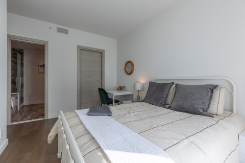 Master Bedroom - 3201-1450 Boul. René-Lévesque O., Montréal (Ville-Marie), QC - Indoor Photo Showing Bedroom