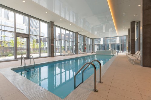 Pool - 3201-1450 Boul. René-Lévesque O., Montréal (Ville-Marie), QC - Indoor Photo Showing Other Room With In Ground Pool