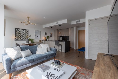 Living Room - 3201-1450 Boul. René-Lévesque O., Montréal (Ville-Marie), QC - Indoor Photo Showing Living Room