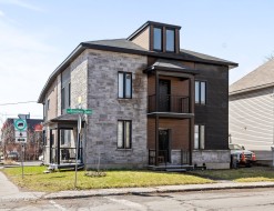 215 Rue Main  Gatineau (Gatineau), QC J8V 3V1