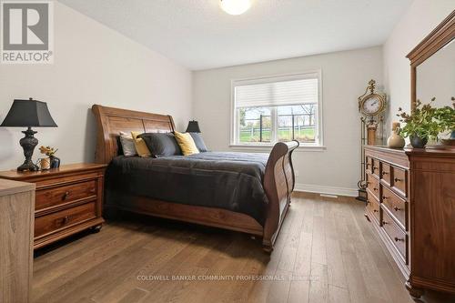 10 - 2848 King Street, Lincoln, ON - Indoor Photo Showing Bedroom