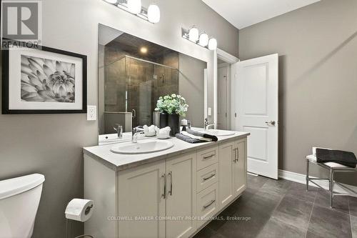 10 - 2848 King Street, Lincoln, ON - Indoor Photo Showing Bathroom
