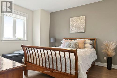 10 - 2848 King Street, Lincoln, ON - Indoor Photo Showing Bedroom