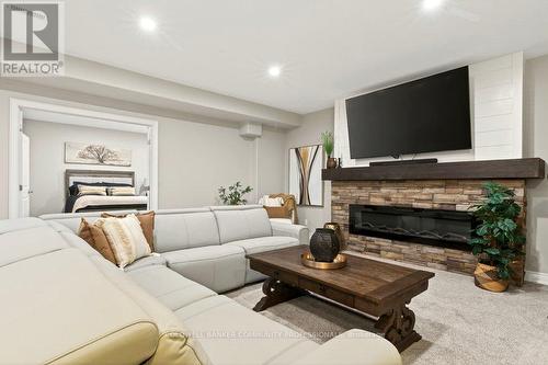10 - 2848 King Street, Lincoln, ON - Indoor Photo Showing Living Room With Fireplace