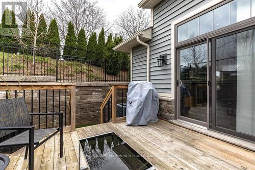 10 - 2848 King Street, Lincoln, ON - Outdoor With Deck Patio Veranda With Exterior