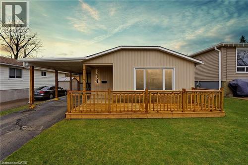 114 Christopher Drive, Waterloo, ON - Outdoor