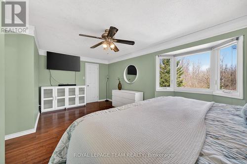 161 Springwater Drive, Ottawa, ON - Indoor Photo Showing Bedroom