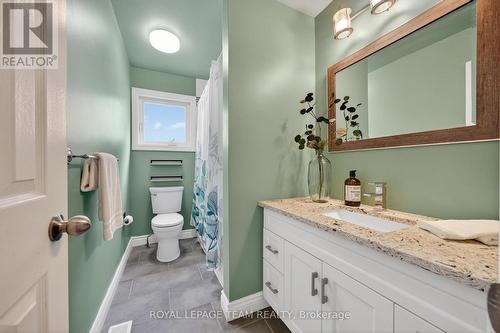 161 Springwater Drive, Ottawa, ON - Indoor Photo Showing Bathroom