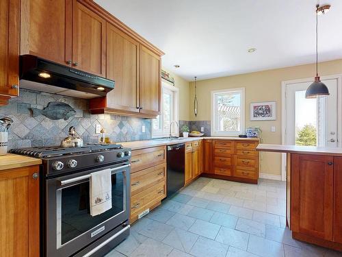 55 Lintlops Road, Murphy Cove, NS - Indoor Photo Showing Kitchen