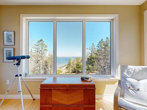 55 Lintlops Road, Murphy Cove, NS - Indoor