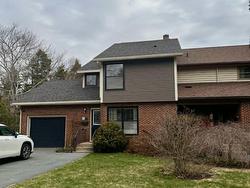30 Walden Place  Bedford, NS B4A 1H6