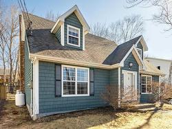 94 Cottagedale Crescent Sydney, NS B1P 6T8