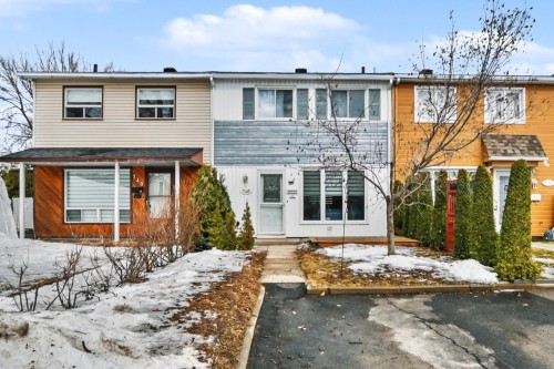 746 Rue Grégoire  Laval (Fabreville), QC H7P 2V2