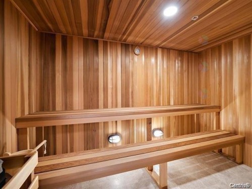 Sauna - 703-5175 Rue Mackenzie, Montréal (Côte-Des-Neiges/Notre-Dame-De-Grâce), QC - Indoor Photo Showing Other Room