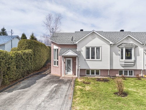 221 Rue des Condors  Sherbrooke (Brompton/Rock Forest/Saint-Élie/Deauville), QC J1R 0S2