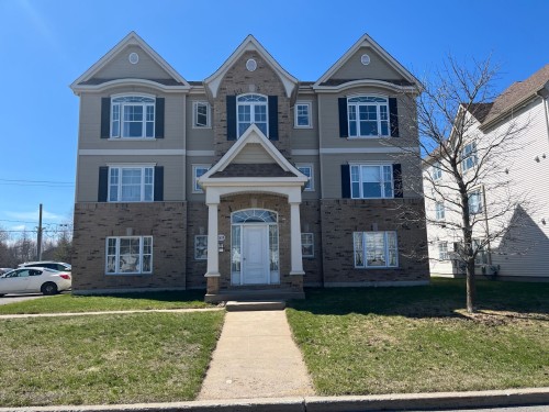 302-7420 Rue de Jouvence  Terrebonne (La Plaine), QC J7M 0A2