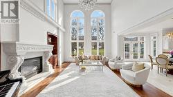 17 TRUMAN ROAD  Toronto, ON M2L 2L4