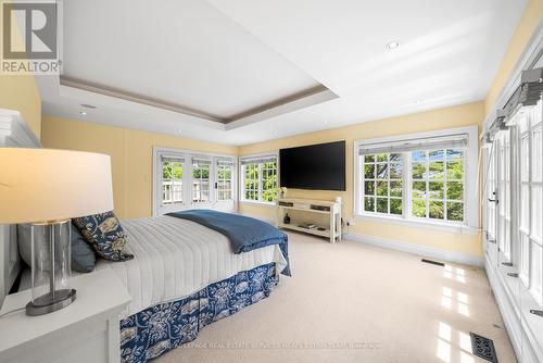 25 Strathgowan Crescent, Toronto, ON - Indoor Photo Showing Bedroom