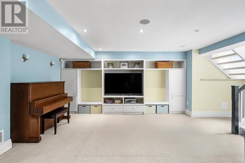 25 Strathgowan Crescent, Toronto, ON - Indoor