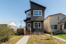 .5 223 Royal Avenue  Winnipeg, MB R2V 1H6