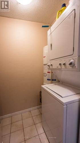 904 - 695 Richmond Street, London East (East F), ON - Indoor Photo Showing Laundry Room