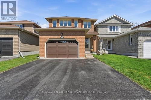 10 FIELDCREST AVENUE  Clarington (Courtice), ON L1E 2X3