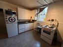 908 Manitoba Avenue, Winnipeg, MB  - Indoor Photo Showing Kitchen 