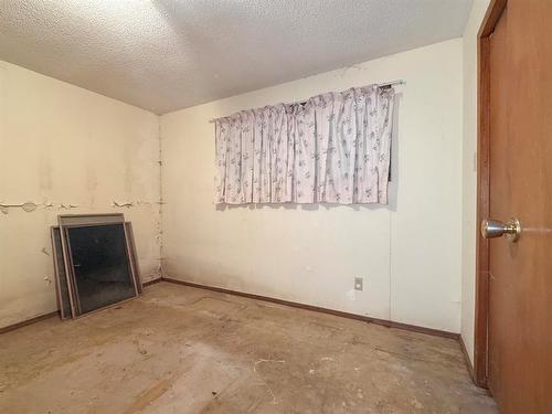 6 Aster Crescent, Brandon, MB - Indoor Photo Showing Other Room