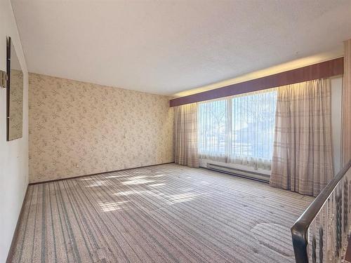 6 Aster Crescent, Brandon, MB - Indoor Photo Showing Other Room