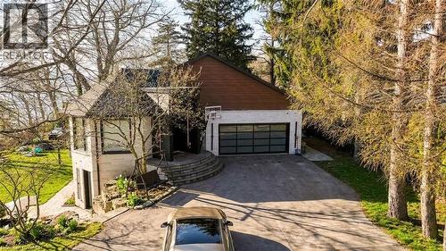 100 Appleby Place, Burlington, ON - Outdoor