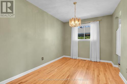 Dining Rm w/hardwood flooring - 1582 Digby Street, Ottawa, ON - Indoor Photo Showing Other Room
