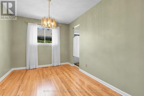 1582 Digby Street, Ottawa, ON - Indoor Photo Showing Other Room