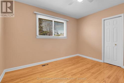 1582 Digby Street, Ottawa, ON - Indoor Photo Showing Other Room