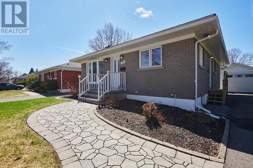 Lovely stone walkway to front entrance - 1582 Digby Street, Ottawa, ON - Outdoor