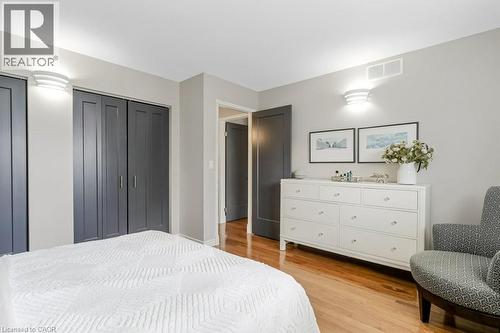 56 Dawn Crescent, Cambridge, ON - Indoor Photo Showing Bedroom
