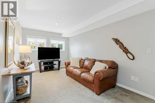 56 Dawn Crescent, Cambridge, ON - Indoor Photo Showing Other Room