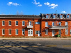 2388 Boul. St-Joseph  Montréal (Lachine), QC H8S 2V7