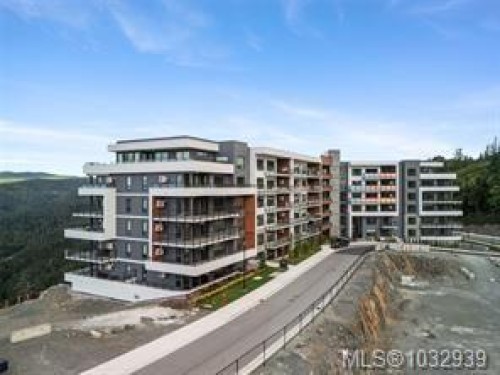 #614-1810 Selenite Pl  Langford, BC V9B 7E2