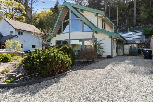 471 Windslow Rd, Comox, BC 