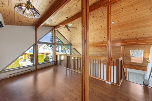 471 Windslow Rd, Comox, BC 