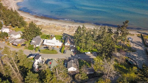 471 Windslow Rd, Comox, BC 