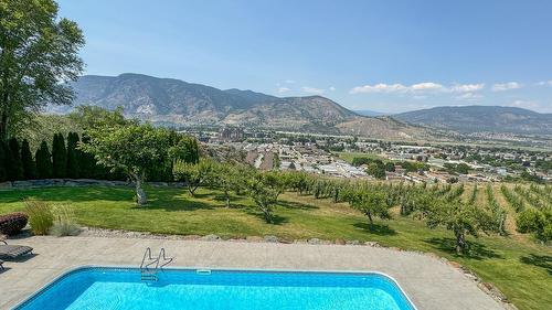 3175 Valleyview Road, Penticton, BC 