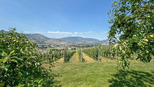 3175 Valleyview Road, Penticton, BC 