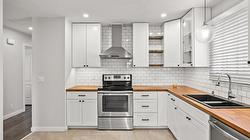 949 Grenfell Court  Kelowna, BC V1Y 8C5