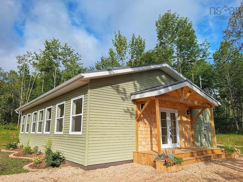 241 Alton Road, Springfield, NS 