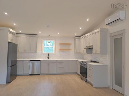 241 Alton Road, Springfield, NS 