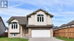 UPPER PORTION - 7733 OLDFIELD ROAD Niagara Falls, ON L2G 3J8