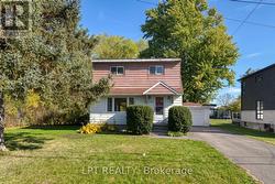 1745 ORTONA AVENUE Ottawa, ON K2C 1W8