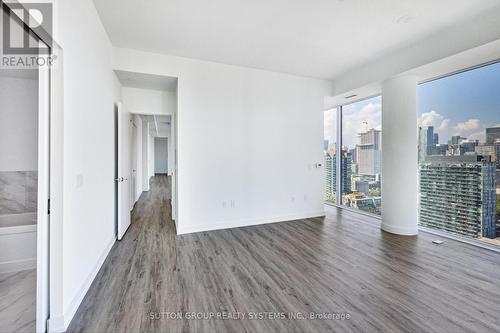 2502 - 158 Front Street E, Toronto, ON - Indoor Photo Showing Other Room